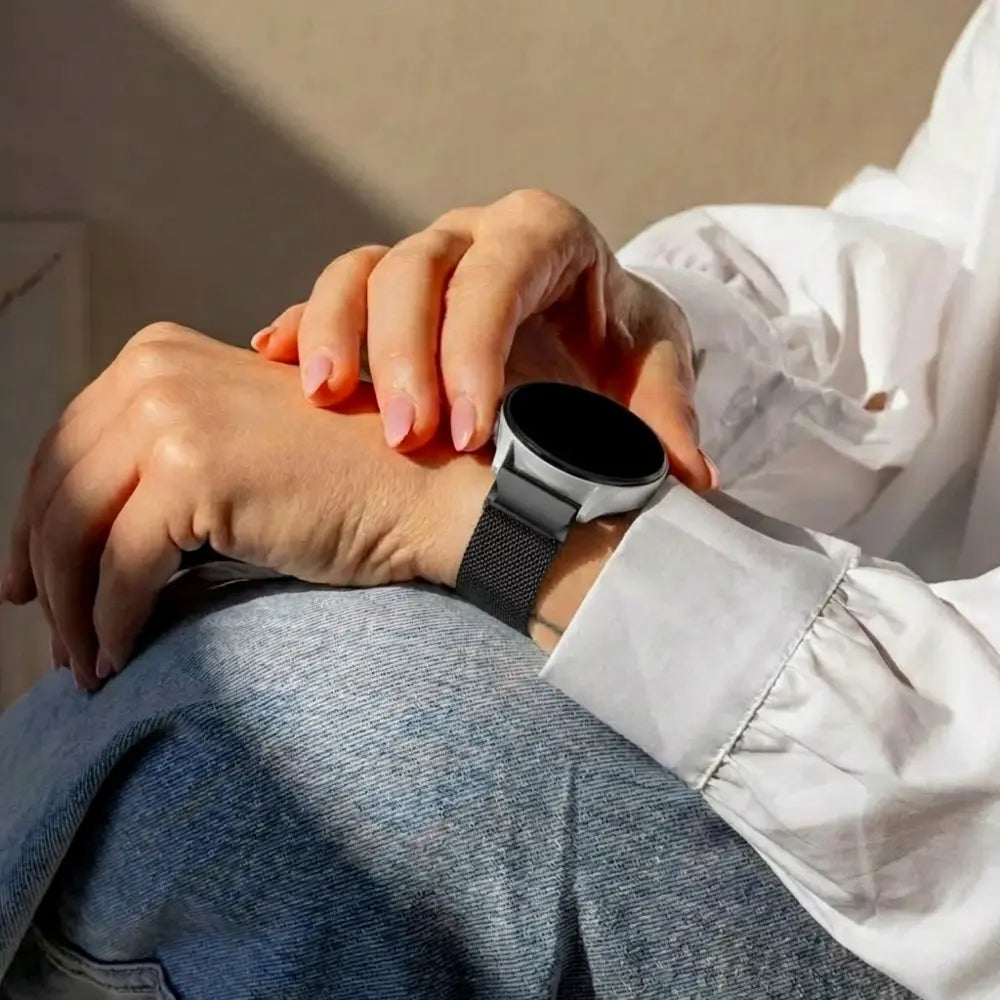 Bandz Garmin Fenix 8 - 43mm Milanese Loop Strap (Black)