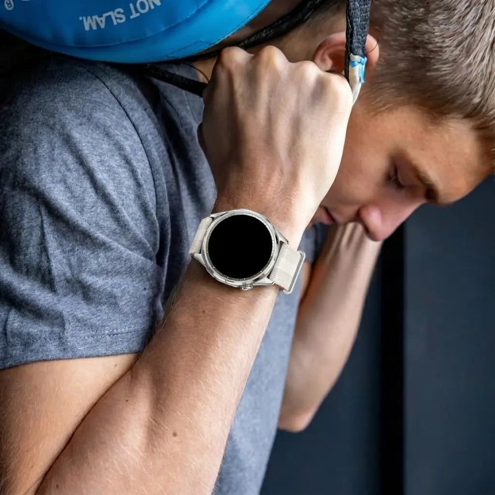 Samsung Galaxy Watch 7 - 40mm Silicone Active Strap (Starlight)