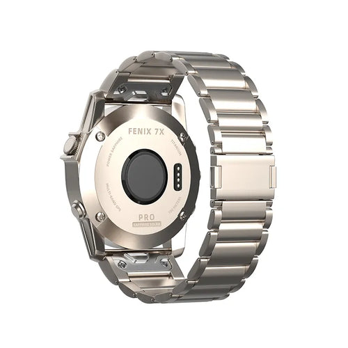 Garmin Fenix 8 - 47mm magnetisches Titanarmband (Titan)