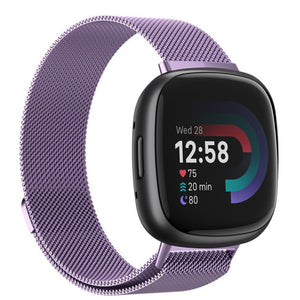 fitbit-versa-4-milanese-band-lichtpaars