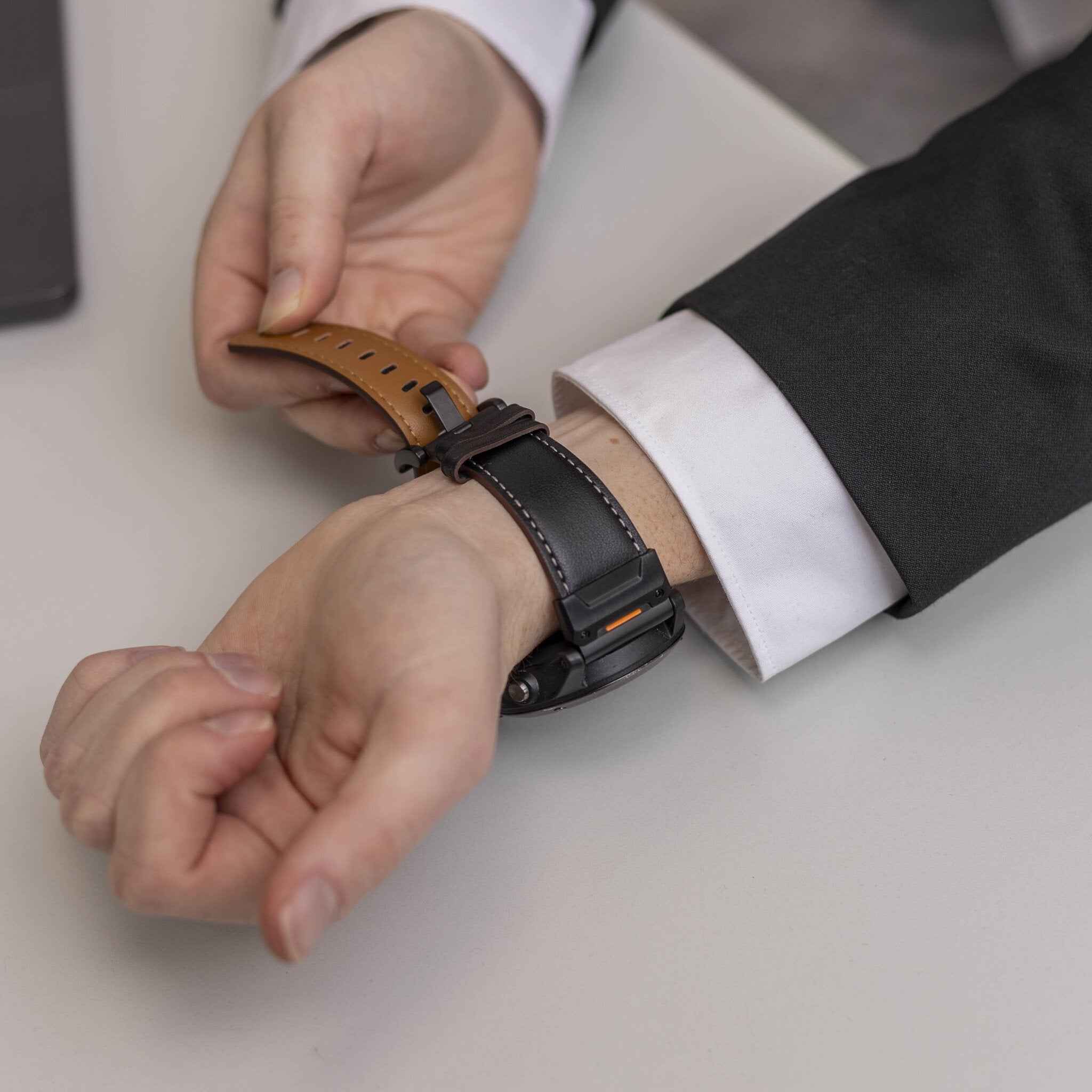 Garmin Approach S60 Genuine Leather Strap (Black)