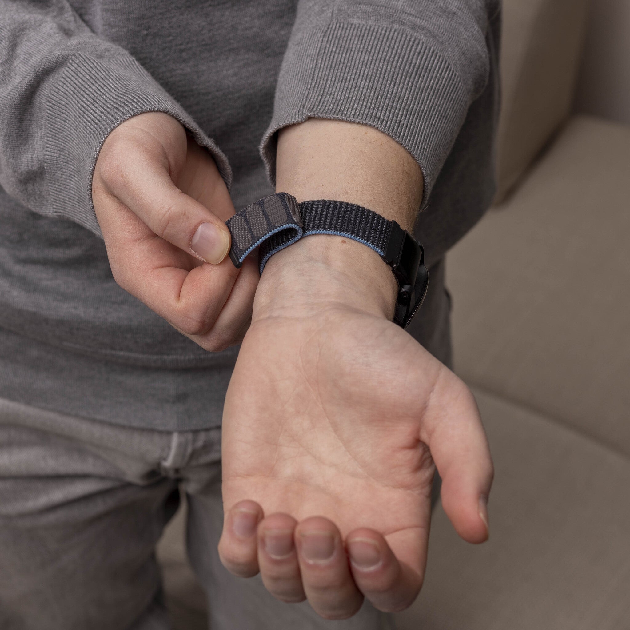 Garmin Instinct 2 Nylonarmband (Anthrazit)