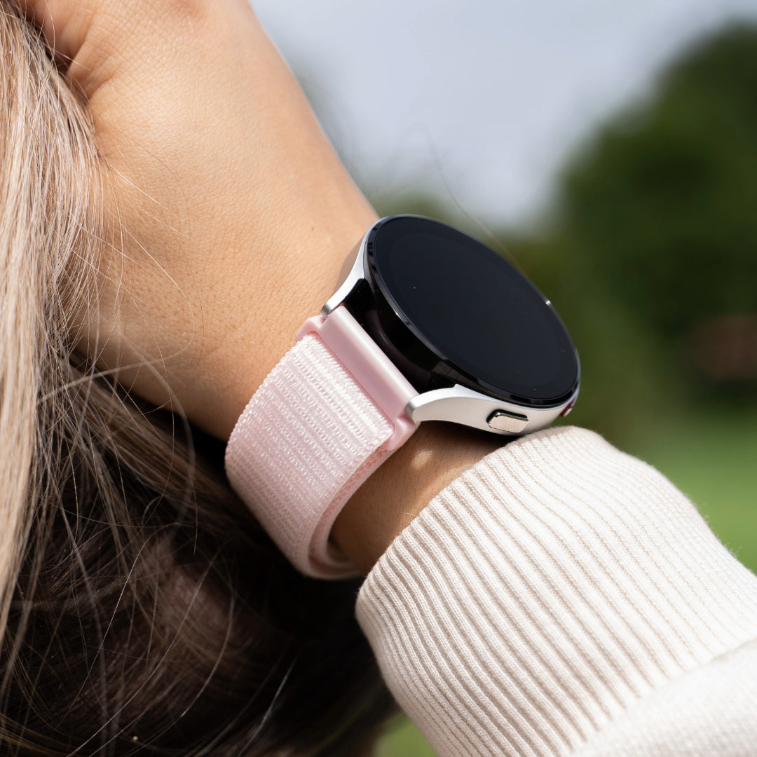 Withings ScanWatch Nova Nylonarmband (Hell Rosa)