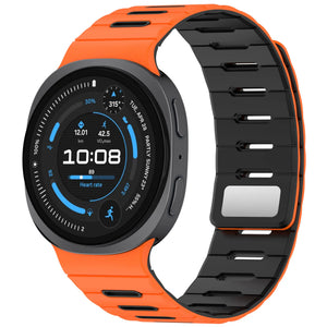 Samsung Galaxy Watch 8 Classic Magnetisches Silikonband (Orange/Schwarz)