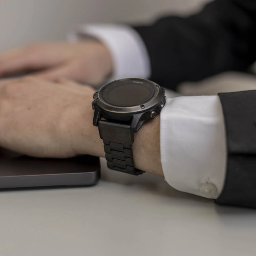 Garmin Instinct Stahlarmband (Schwarz)