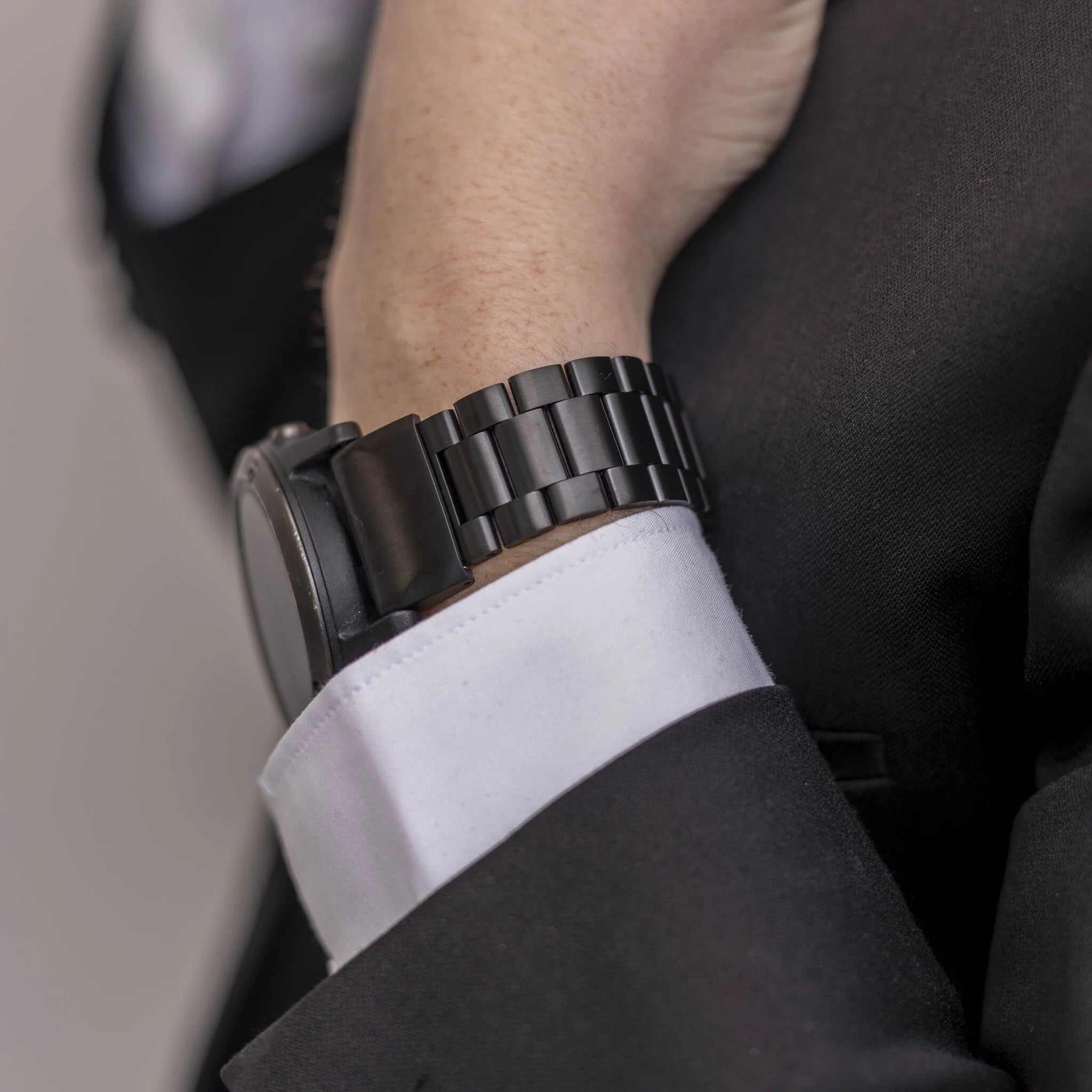 Garmin Forerunner 745 Stahlarmband (Schwarz)