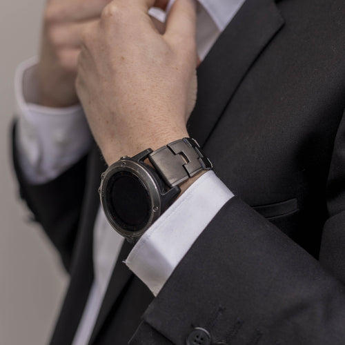 Garmin Tactix 7 Pro Titanarmband (Graphit)