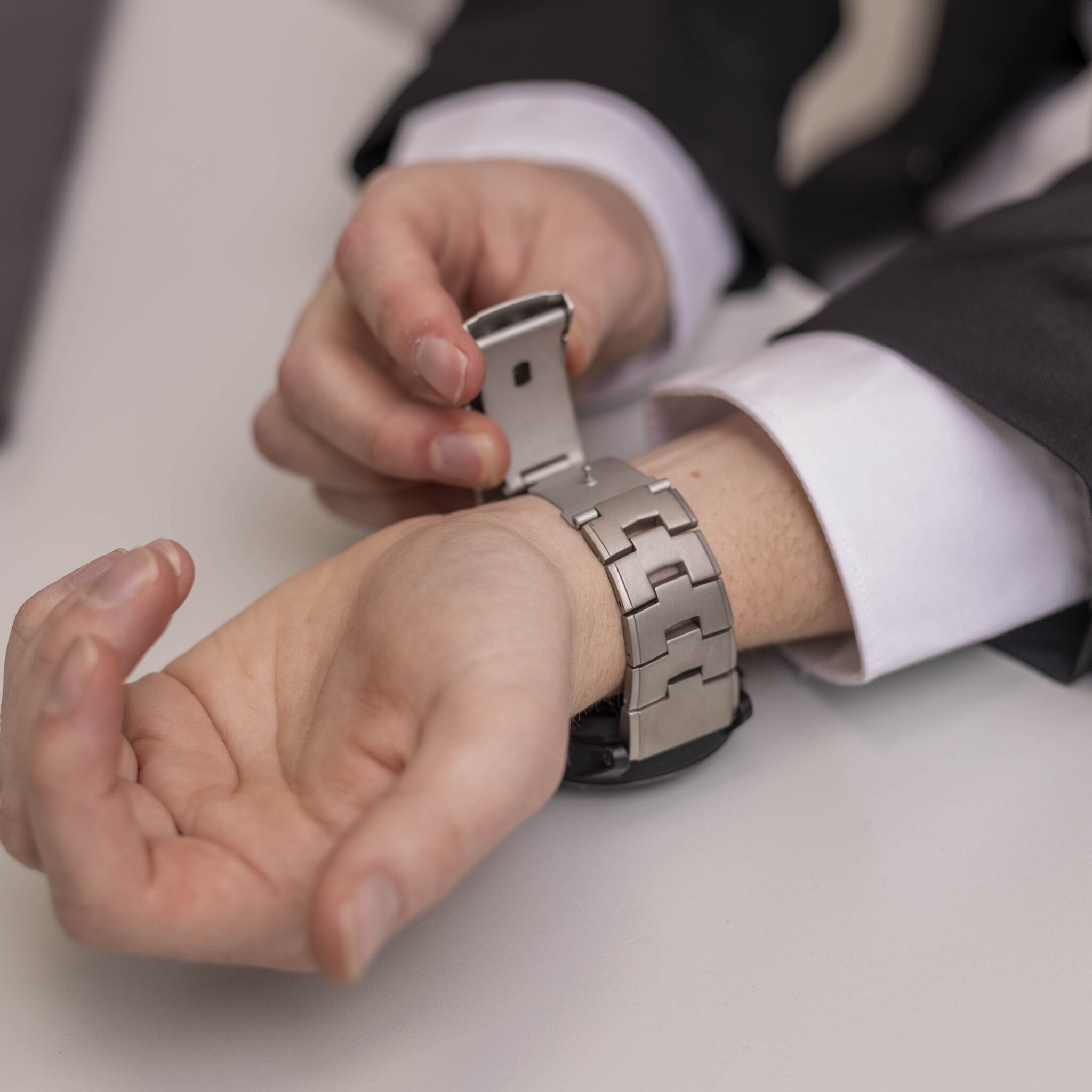 Garmin Descent MK1 Titanarmband (Titan)