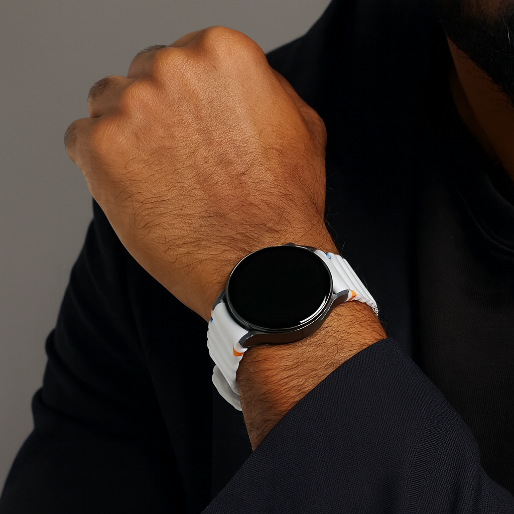 Samsung Galaxy Watch 4 Classic 42mm Wave Strap (White)