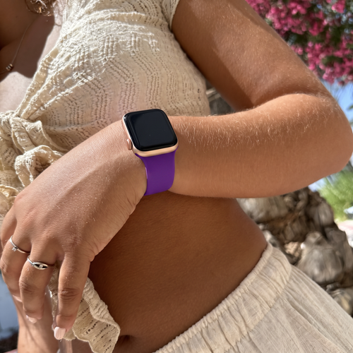 xoxo Wildhearts Apple Watch Silikonarmband (Dunkel Lila)