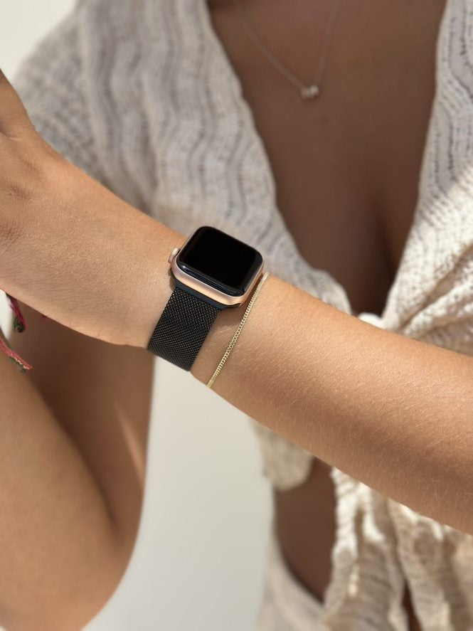 xoxo Wildhearts Apple Watch Milanese Strap (Black)