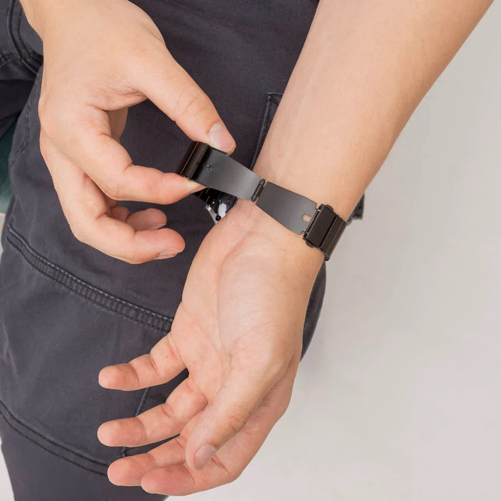 Coros Apex 2 Metal Strap (Black)